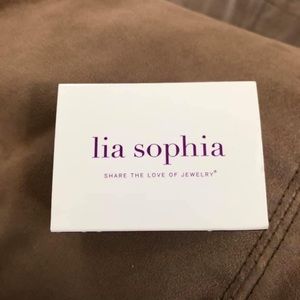 Lia Sophia silver band ring with inset diamond